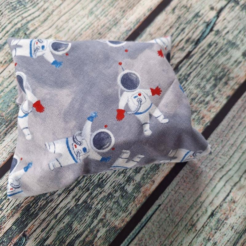 Eco-friendly Sandwich Wrap including postage