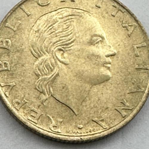 Italy 200 Lire 1998 Two Hundred Lire