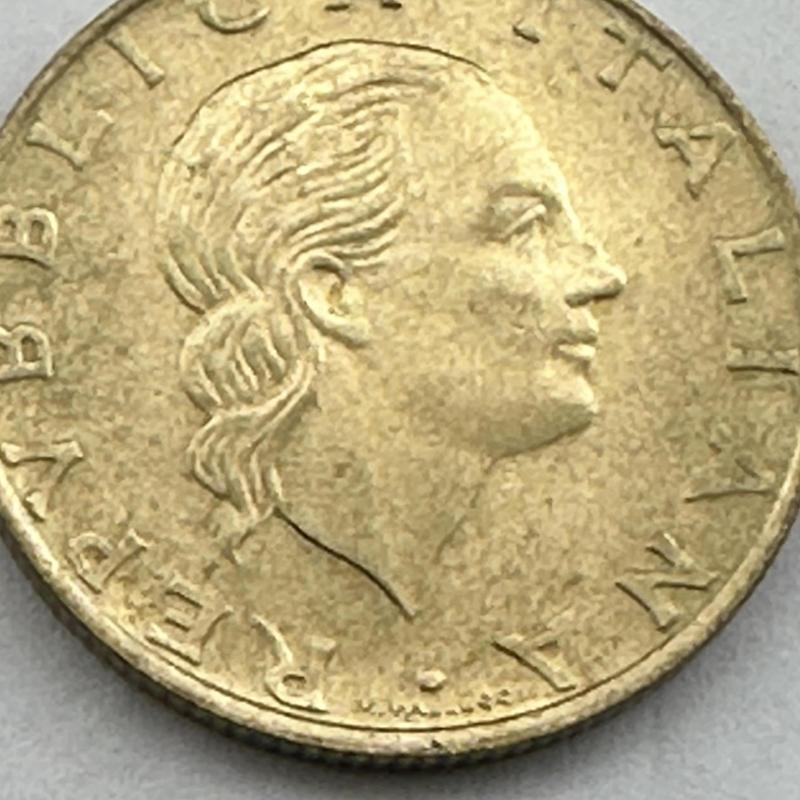 Italy 200 Lire 1979 Two Hundred Lire