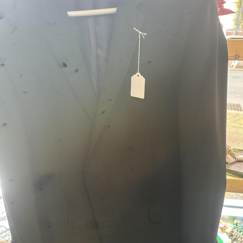 Men’s Black Tuxedo Jacket Size UK Chest 48 X Large shelf 286