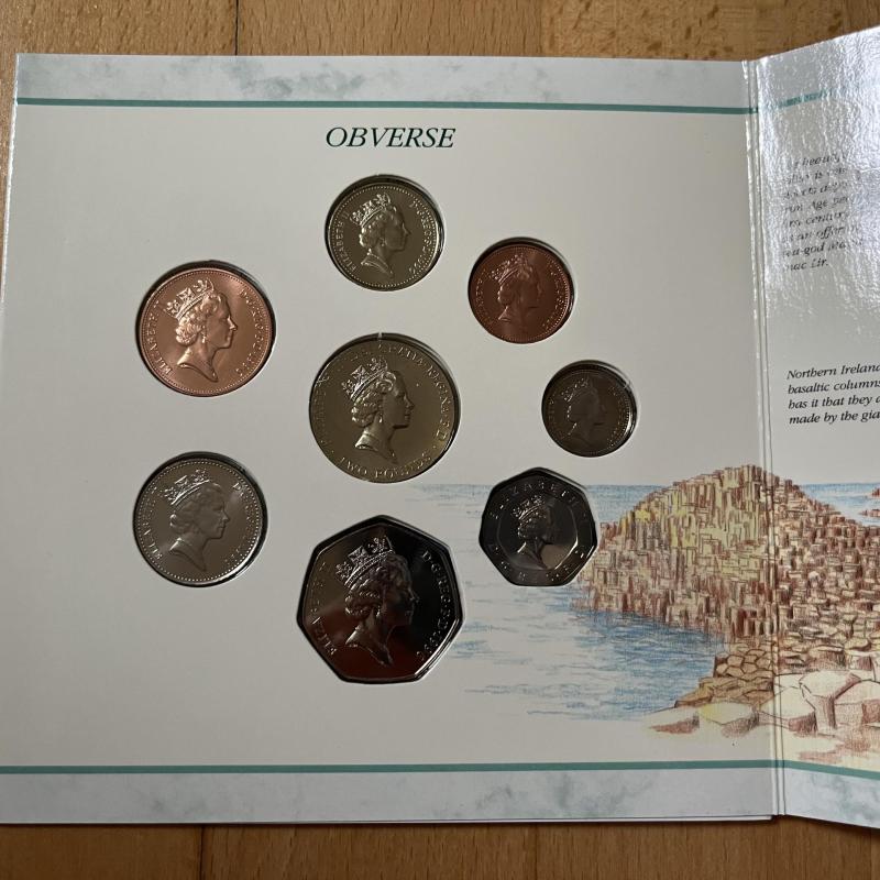 1996 Brilliant Uncirculated Annual Coin Set Royal Mint - contains Football £2 coin