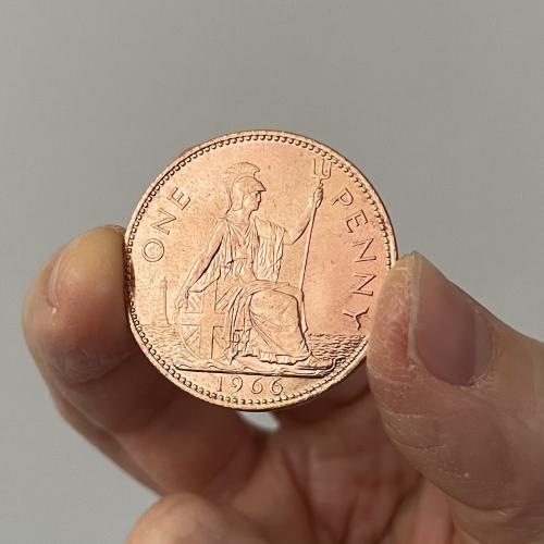 6 x Elizabeth II Pennies 1962 - 1966 (UNC)