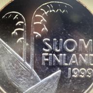 Finland 1995 10 Ten Pennia Lily Of The Valley Honeycombs