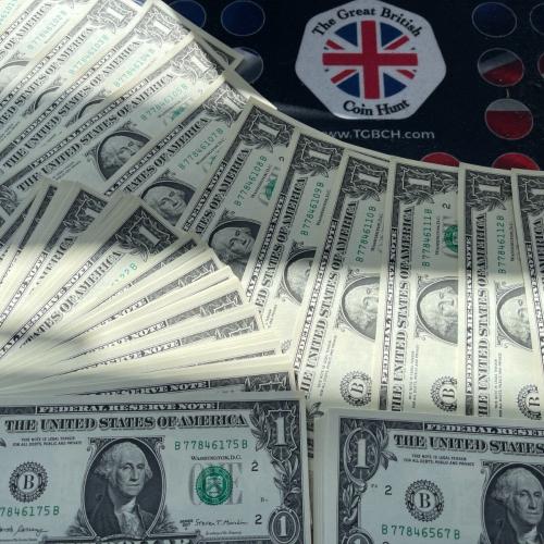 United States America USA Uncirculated Crisp One Dollar Bill Banknote Consecutiv