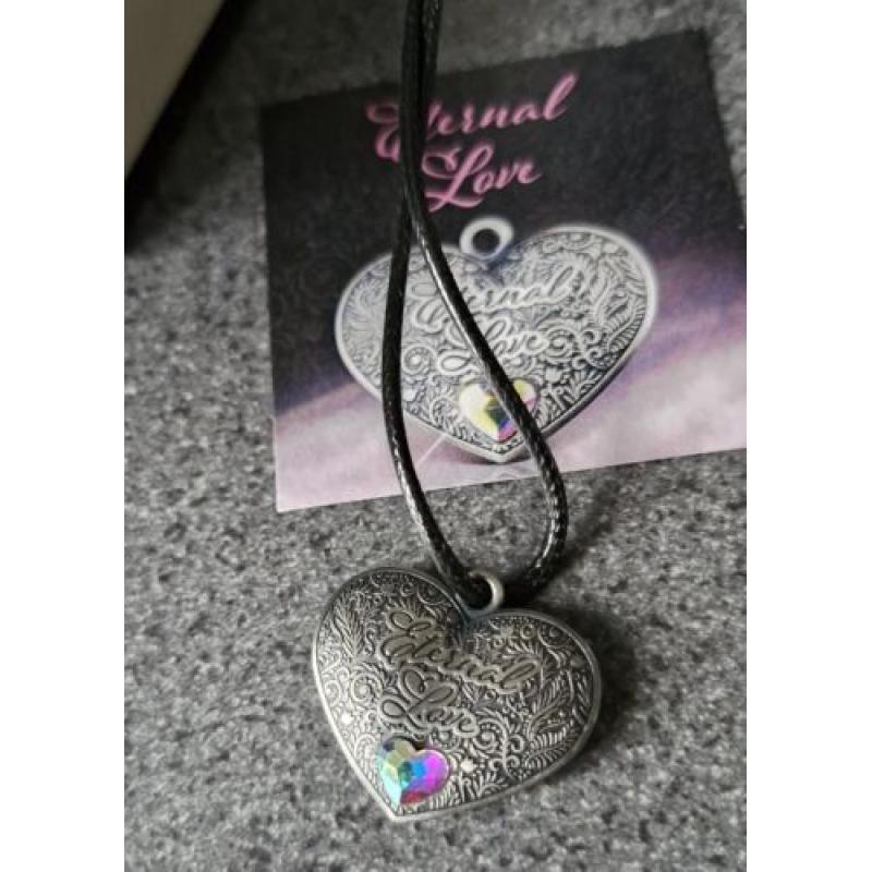 Undated Heart 'Eternal Love' Coin Charm Necklace. 999 Silver Solomon Islands