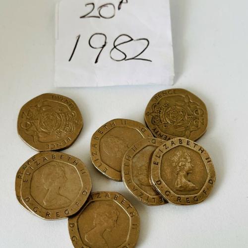 20p 1982 Circulated QE 2nd VAT Receipt Given
