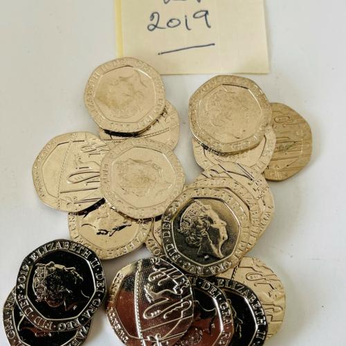 20p 2019 5th Portrait Shield Circulated QE 2nd VAT Receipt Given