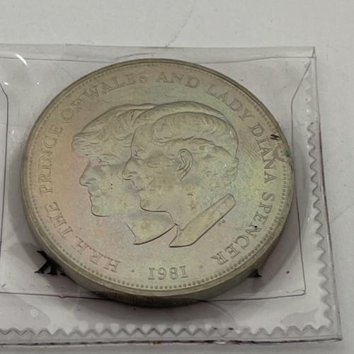 1981 CROWN COIN ROYAL WEDDING PRINCE CHARLES LADY DIANA SPENCER 1981 UNCIRCULATE