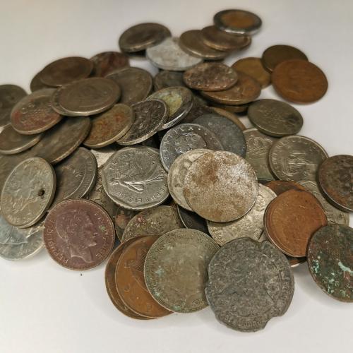 World Coins 24x Rubbish Crap Dirty Knackered Coins Random Dates & Countries VAT