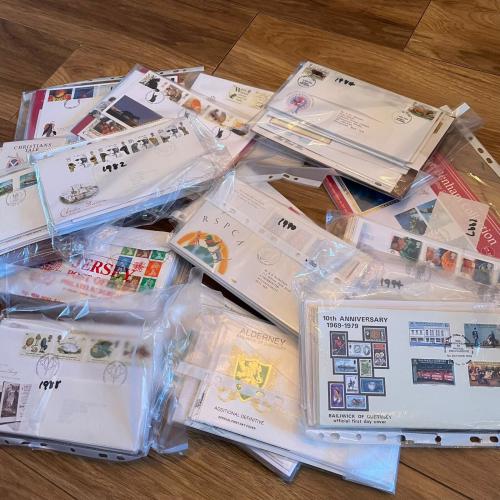 GB Stamps Stamp Sets GREAT BRITAIN - Mystery - Picked At Random -