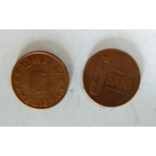 2005 Romania 5 Bani Romanian Coin Arms Of Romania Circulated Condition