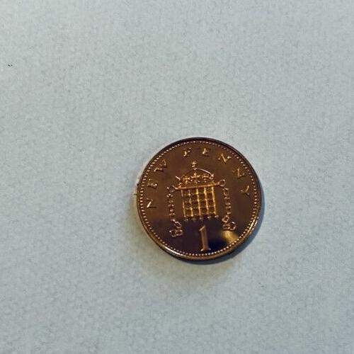 1986 Penny 1p Circulated Good Condition QE 2nd
