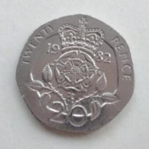 20p 1985 Queen Elizabeth 2nd Tudor Rose Very Good Condition VAT Receipt Given