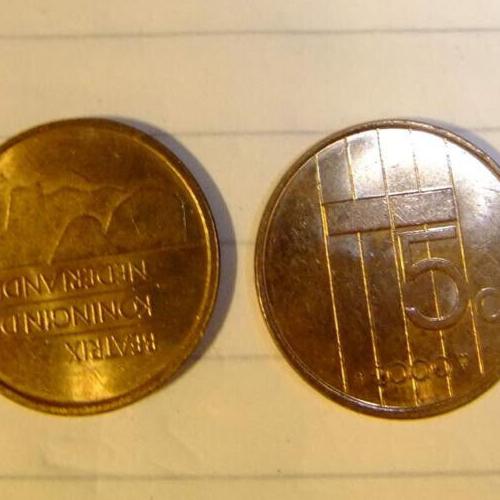 Netherlands 1991 Five Cents 5c Coin Circulated Condition Bust Of Beatrix