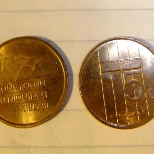 Netherlands 1988 Five Cents 5c Coin Circulated Condition Bust Of Beatrix