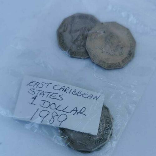 East Caribbean States 1 Dollar 1989 Circulated Condition VAT Receipt Given