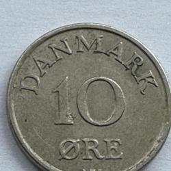 1950 Denmark 10 Ten Ore Frederik IX Crossed Oak and Laurel Branches and Crown